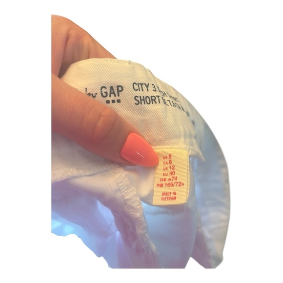 GAP Classic White Shorts Size 8 - Picture 7 of 7